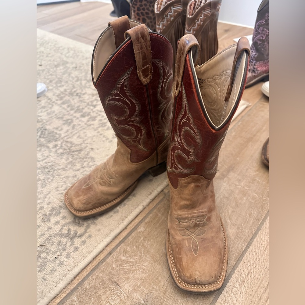 Old West Kids Cowboy Boots - size 1